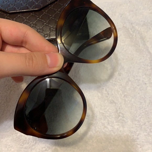 Gucci sunglasses - Picture 2 of 8